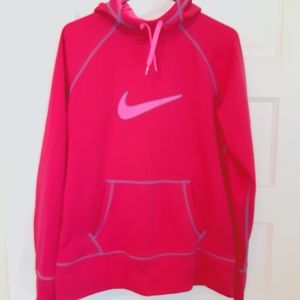 XL Nike Therma-Fit Hoodie. Polyester backed w/ fleece.